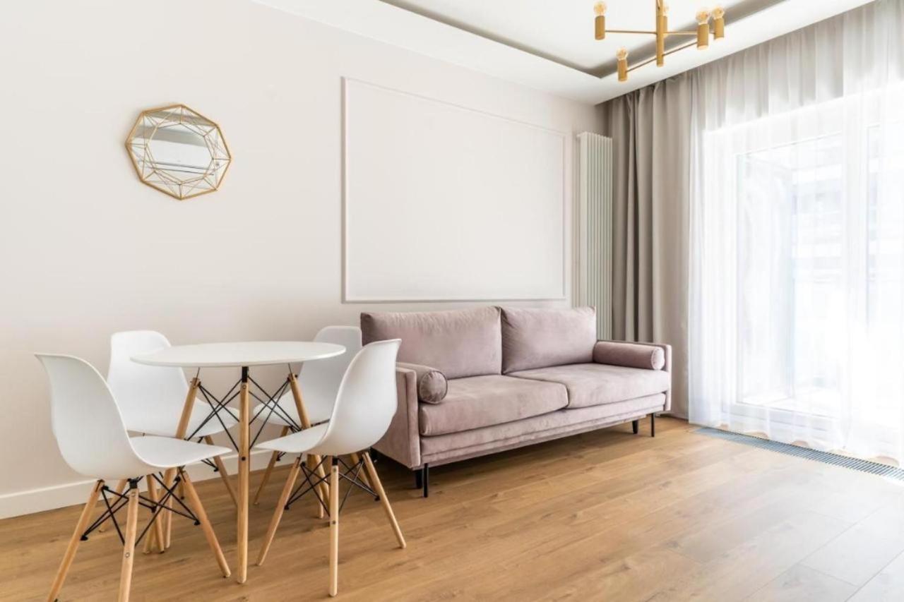 Apartament Mennica Residence - Golden Apartments - Comfortable And Stylish Warszawa Eksteriør bilde
